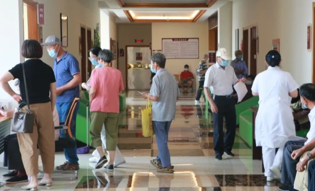 守护健康丨尽可能为你做更多——上虞第三医院体检中心完成740人次的退休教师体检工作