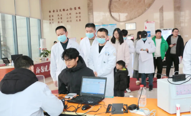 血库告急！上虞第三医院员工齐献爱心，无偿献血为生命续航！